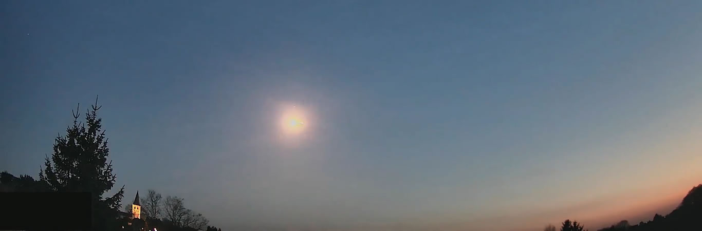 La ESA Analiza una Espectacular Bola de Fuego Observada Sobre Europa el 8 de Marzo