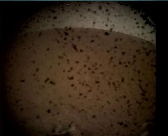 Primera Imagen de InSight tras aterrizar en Marte