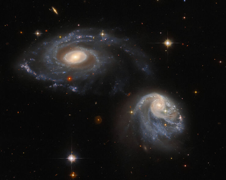 El Hubble Observa un Par de Galaxias Interactuando