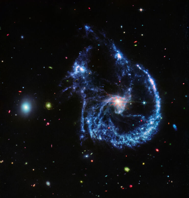 Arp 107, mostrada por MIRI