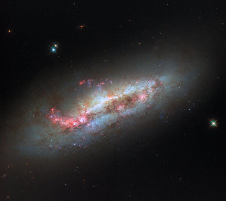 NGC 1511: una Vecina Galáctica de Carácter Fuerte
