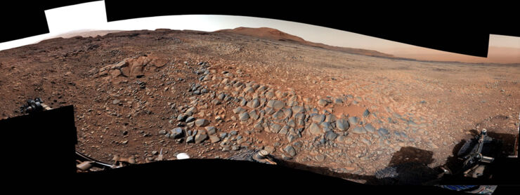 El Rover Curiosity se Desvía Para Evita Rocas Afiladas