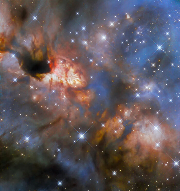 El Hubble Observa la Formación de una Estrella Masiva