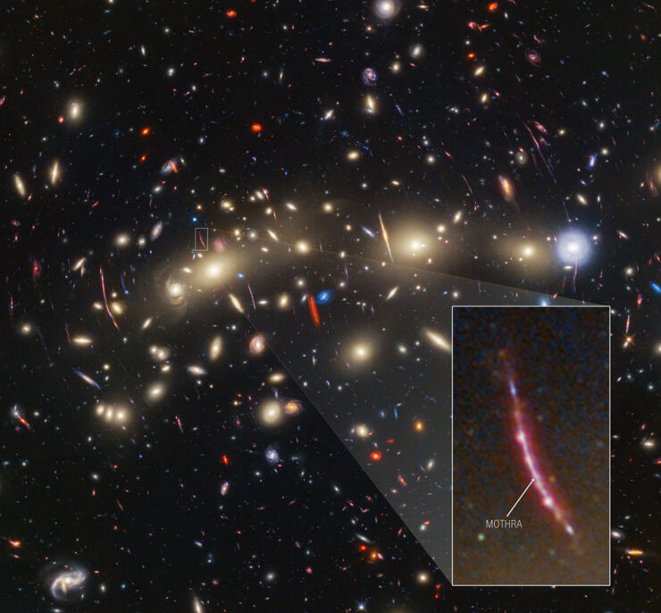 Imagen del cúmulo de galaxias MACS0416 y el transitorio Mothra 