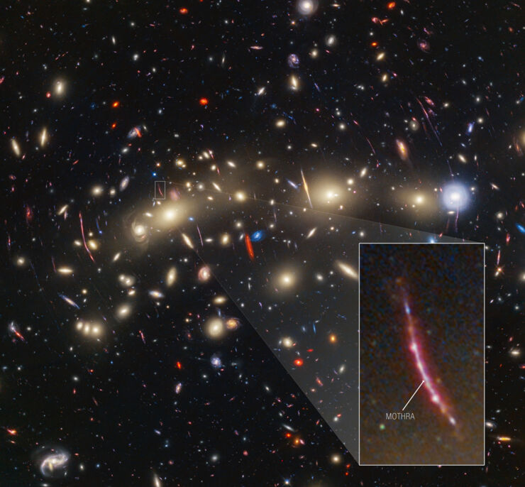 Imagen del cúmulo de galaxias MACS0416 y el transitorio Mothra