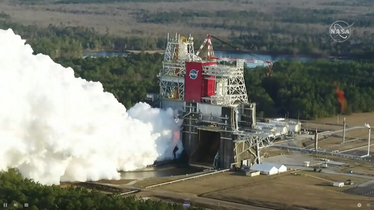 Realizan una Prueba de Encendido del Cohete SLS Para Misión Artermisa I a la Luna