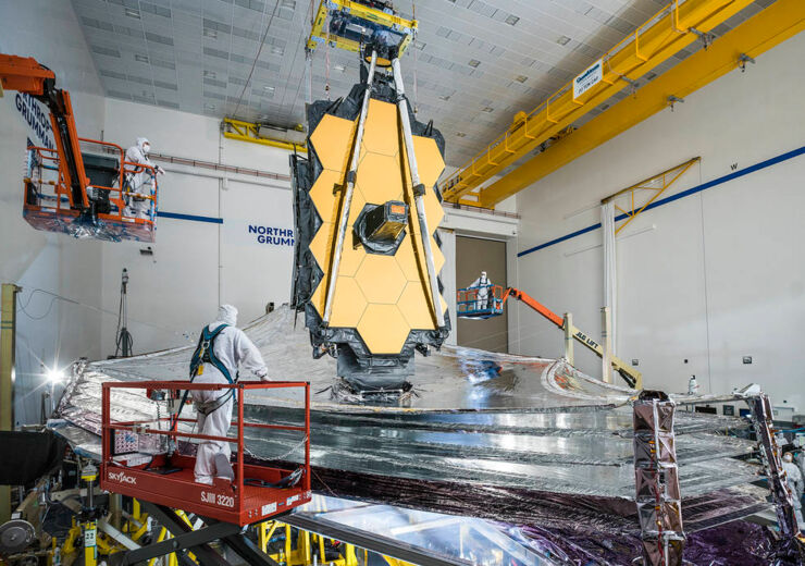 El Telescopio Espacial James Webb Despliega con Éxito su Parasol