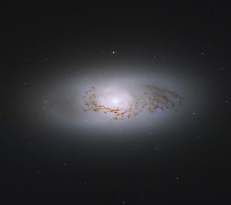 El Hubble Observa una Galaxia Intermedia