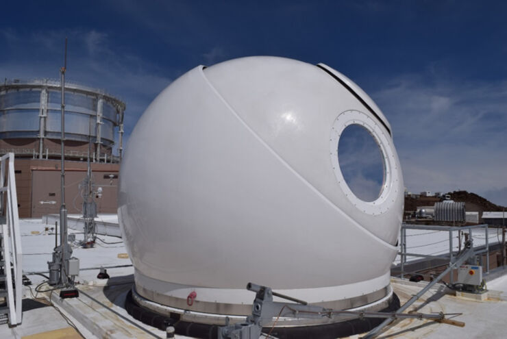 Cúpula del telescopio óptico OGS-2