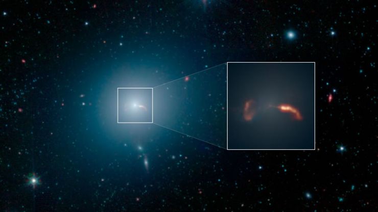La Galaxia Gigante Alrededor del Agujero Negro Gigante