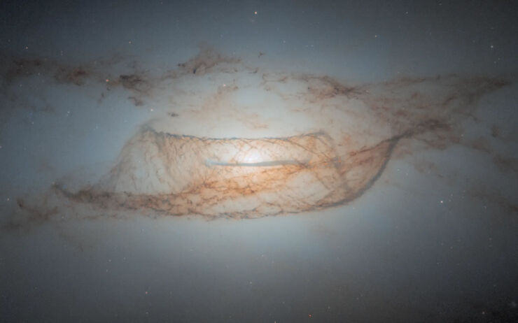 Hubble ottiene l’immagine più nitida della galassia lenticolare NGC 4753 :: NASANET