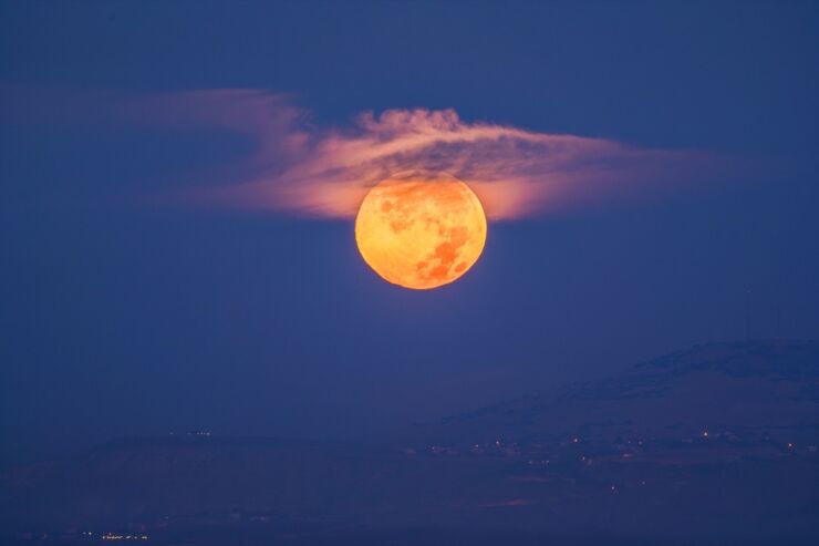 Una Luna Llena en el Perigeo