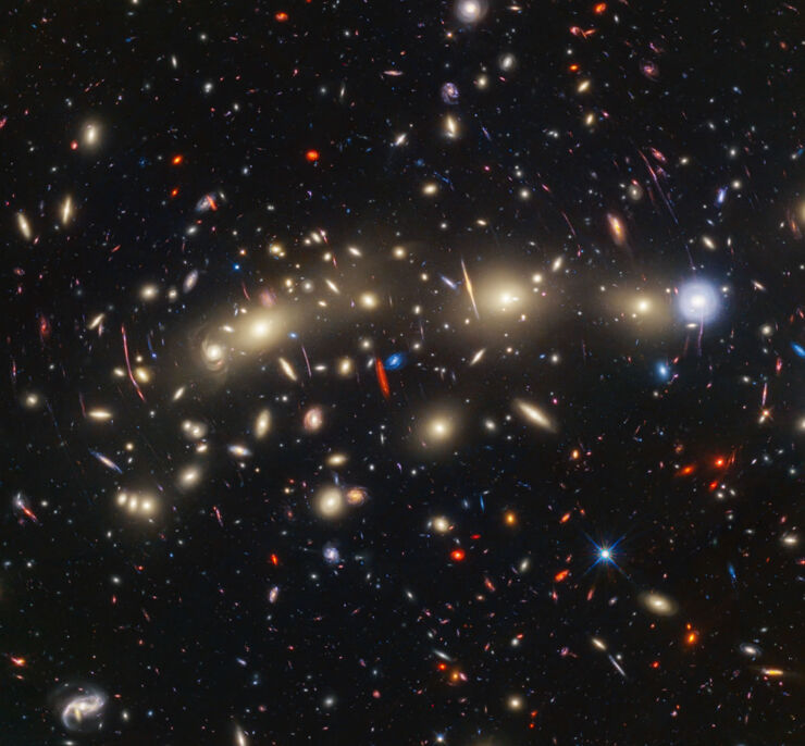 Los Telescopios Webb y Hubble se Combinan para Crear la Visión más Colorida del Universo