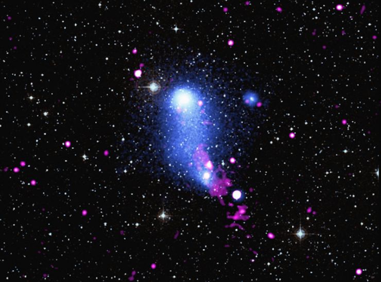 Abell 2384: Puente de Gas Entre Dos Cúmulos de Galaxias