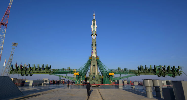 La Soyuz se Prepara para su lanzamiento Rumbo a la ISS el Día de Acción de Gracias
