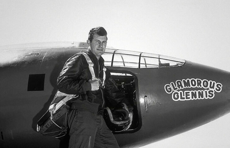 Adiós a Chuck Yeager, el Primer Piloto en Romper la Barrera del Sonido