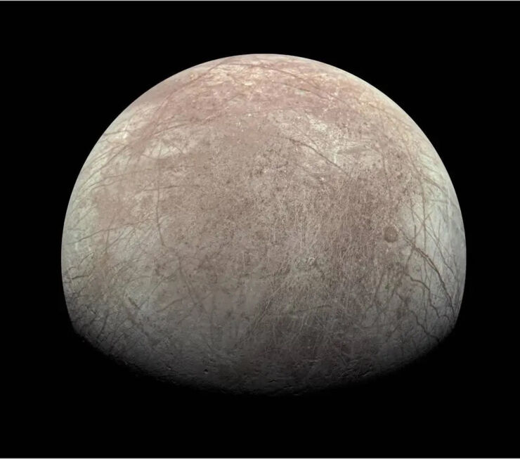 Juno Mide la Cantidad de Oxígeno que Produce Europa, la Luna de Júpiter