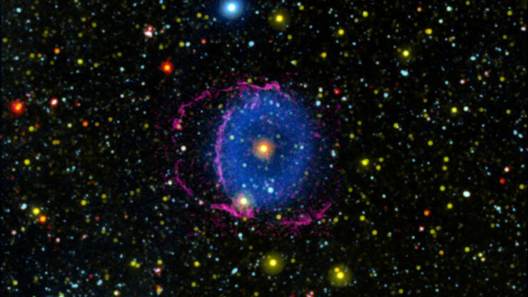 Tras 16 Años, Resulto el Misterio de la Nebulosa del Anillo Azul