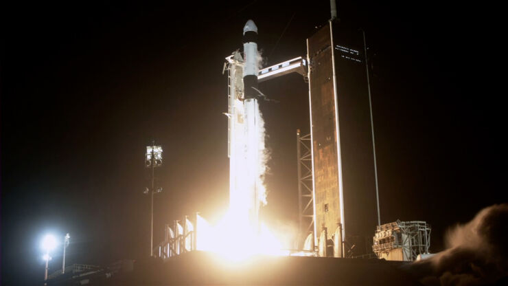 Lanzada con Éxito la Misión Crew-2 a la Estación Espacial Internacional