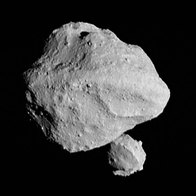 La Nave Espacial Lucy Sobrevuela el Asteroide Dinkinesh y Descubre un Segundo Asteroide