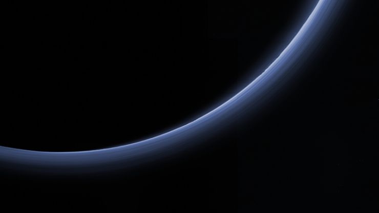 SOFIA Encuentra Pistas Ocultas en la Neblina de Plutón