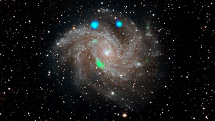 El Satélite NuSTAR Resuelve un Misterio en la Galaxia de los Fuegos Artificiales