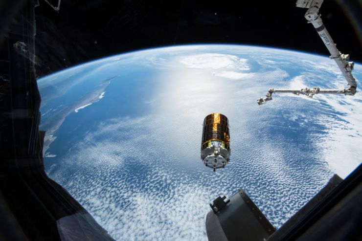 La Nave Espacial Japonesa HTV Llevará Ciencia y Tecnología a la ISS